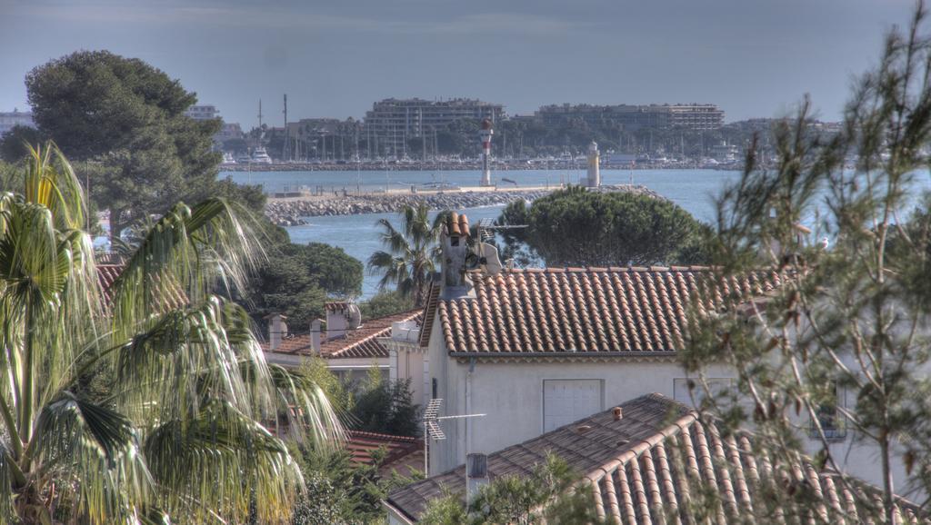 Apartamento Beau 2 pièces 3 étoiles Vue Mer Garage Privé 150m plages wifi Cannes Exterior foto